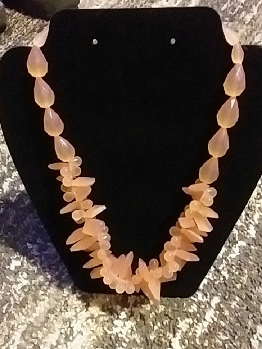 mark. Beaded Nevklace